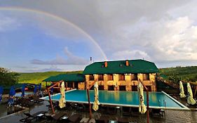 Colina Verde Resort